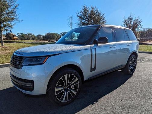 2025 Land Rover Range Rover P530 SE