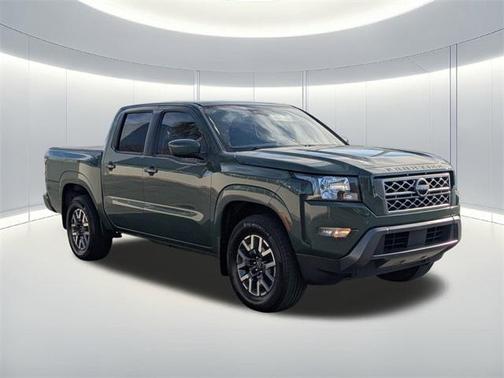 2022 Nissan Frontier SV