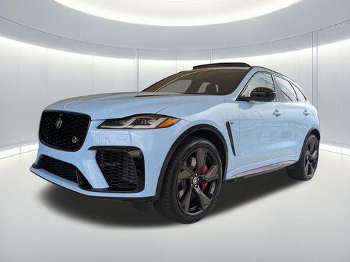 2026 Jaguar F-PACE SVR