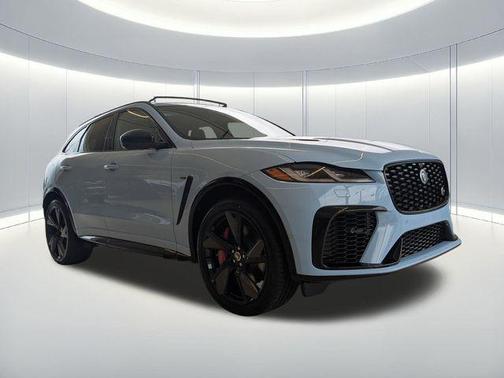 2026 Jaguar F-PACE SVR