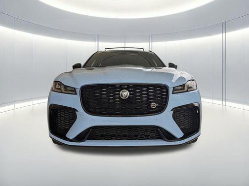 2026 Jaguar F-PACE SVR