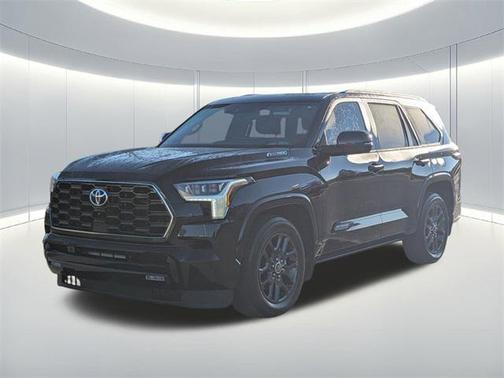 2023 Toyota Sequoia Platinum