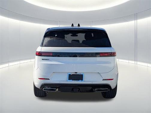 2026 Land Rover Range Rover Sport SE