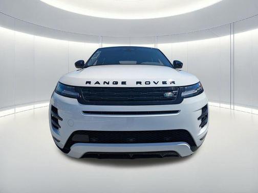 2026 Land Rover Range Rover Evoque Dynamic SE