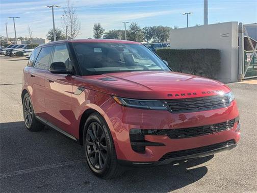 2026 Land Rover Range Rover Sport SE