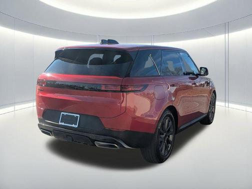 2026 Land Rover Range Rover Sport SE