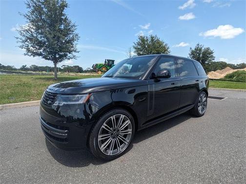 2025 Land Rover Range Rover P530 SE 7 Seat