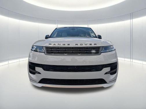 2026 Land Rover Range Rover Sport SE