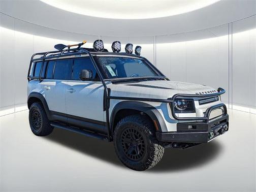 2024 Land Rover Defender 110 P300