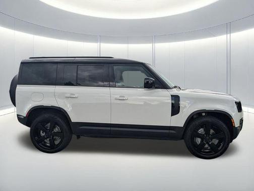 Fuji White 2026 Land Rover Defender P300 S