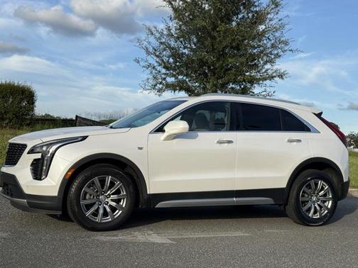 2020 Cadillac XT4 Premium Luxury