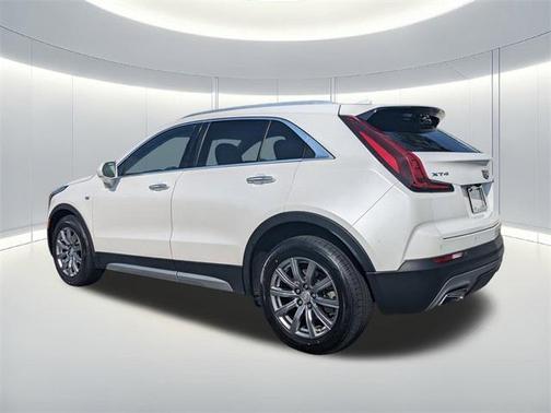 2020 Cadillac XT4 Premium Luxury