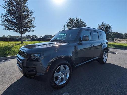 2023 Land Rover Defender 110 X-Dynamic SE