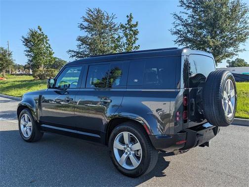 2023 Land Rover Defender 110 X-Dynamic SE