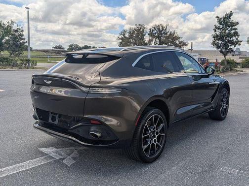 2021 Aston Martin DBX Base