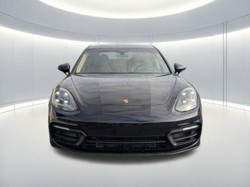 2021 Porsche Panamera 4