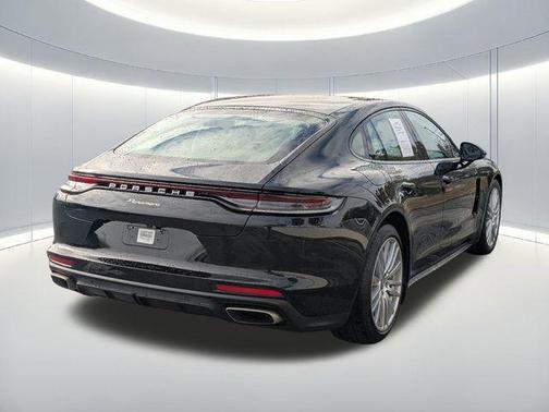 2021 Porsche Panamera 4
