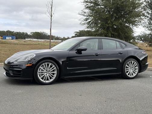 2021 Porsche Panamera 4