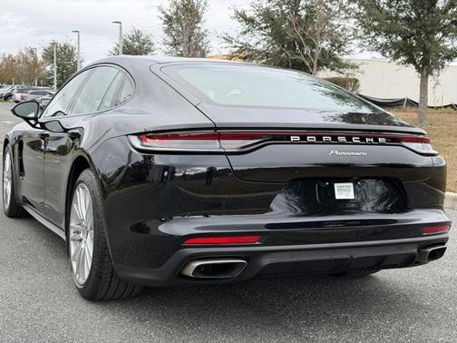 2021 Porsche Panamera 4