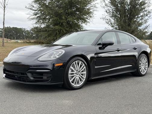 2021 Porsche Panamera 4