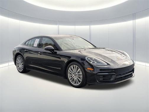 2021 Porsche Panamera 4