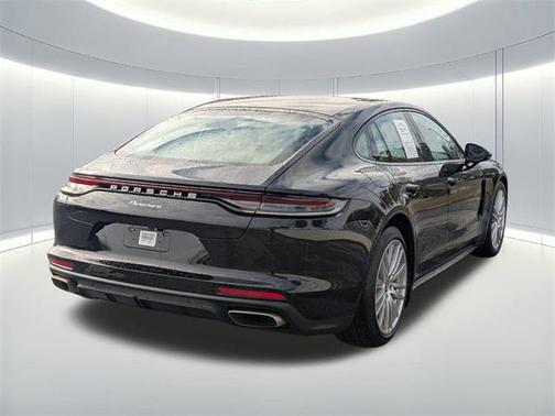 2021 Porsche Panamera 4