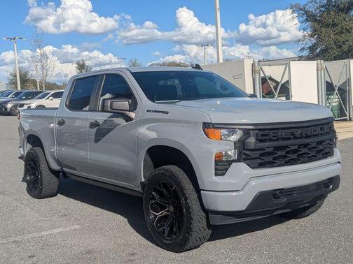 2024 Chevrolet Silverado 1500 Custom