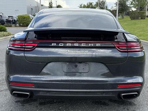2020 Porsche Panamera E-Hybrid 4