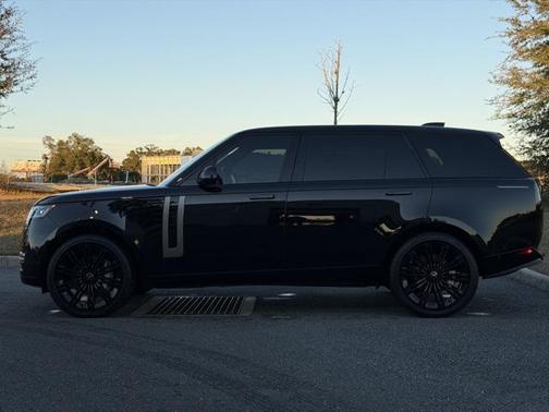 2024 Land Rover Range Rover P400 SE