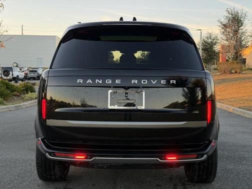 2024 Land Rover Range Rover P400 SE