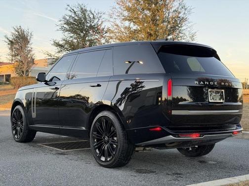 2024 Land Rover Range Rover P400 SE