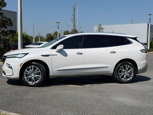 2022 Buick Enclave FWD Premium