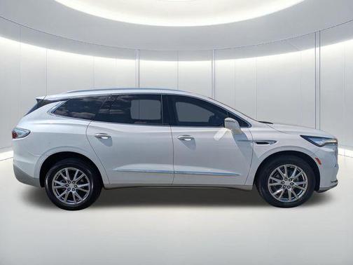 2022 Buick Enclave FWD Premium