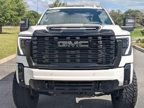 Summit White 2024 GMC Sierra 3500 Denali