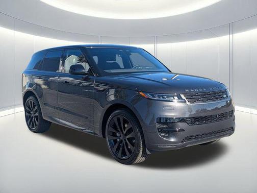 2026 Land Rover Range Rover Sport SE