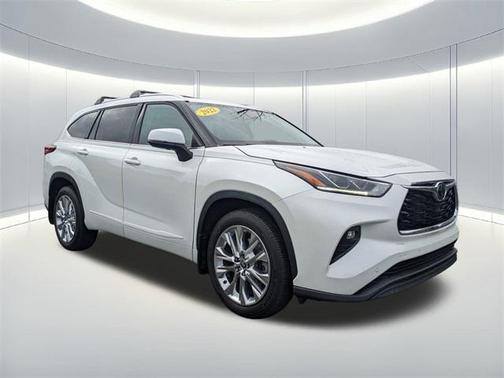 2022 Toyota Highlander Limited