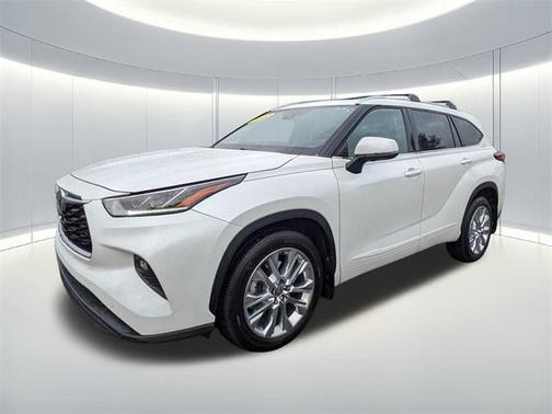 2022 Toyota Highlander Limited