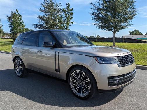 2025 Land Rover Range Rover P400 SE