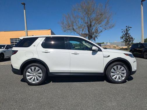 2020 Land Rover Discovery Sport SE