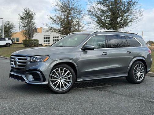 2025 Mercedes-Benz GLS 450 4MATIC