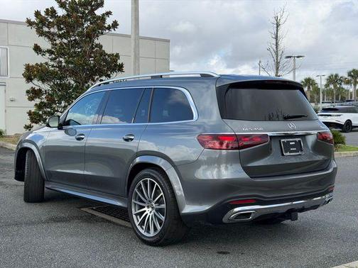 2025 Mercedes-Benz GLS 450 4MATIC