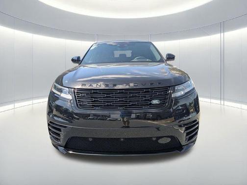 2026 Land Rover Range Rover Velar P250 SE R-Dynamic