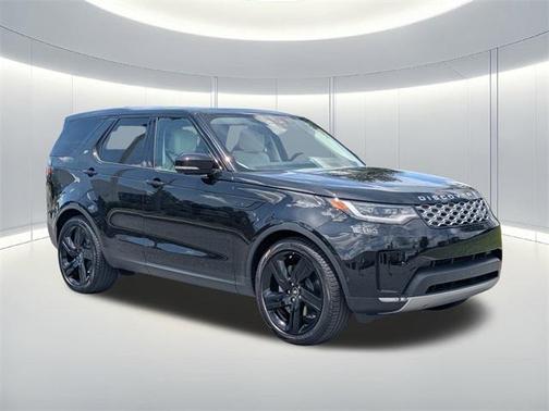 2025 Land Rover Discovery P300 S