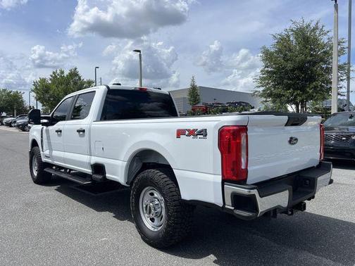 Oxford White 2024 Ford F-350 XL