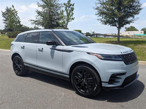 2026 Land Rover Range Rover Velar P250 SE R-Dynamic