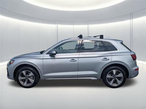 2023 Audi Q5 40 Premium Plus