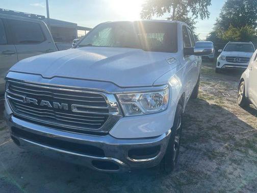 Bright White Clearcoat 2024 RAM 1500 Laramie