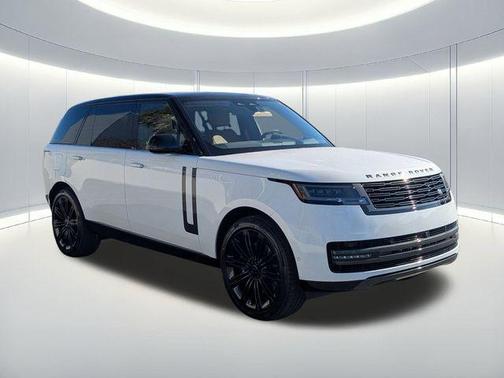 2026 Land Rover Range Rover P530 SE 7 Seat