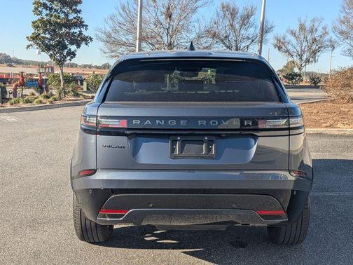 2026 Land Rover Range Rover Velar P250 SE R-Dynamic