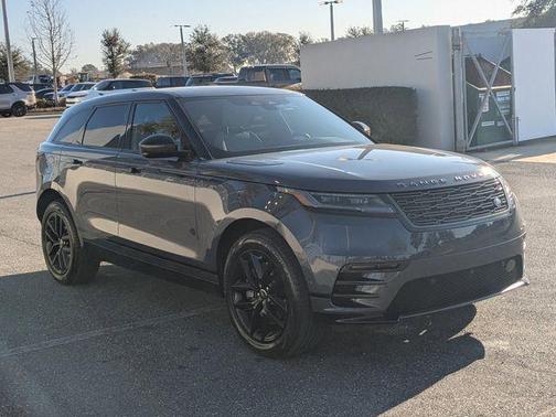 2026 Land Rover Range Rover Velar P250 SE R-Dynamic